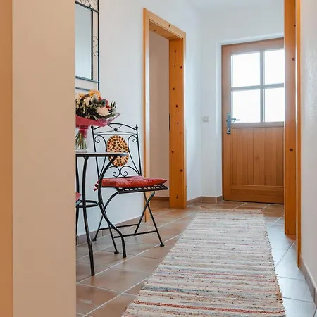 Taubenstein By Interhome * Нойкирхен-ам-Гросфенедигер